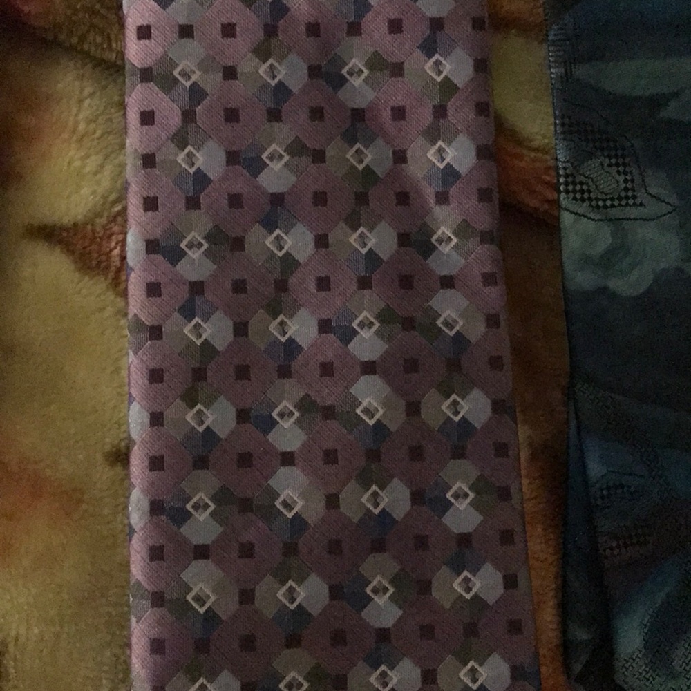 4 ties - Picture 4 of 5